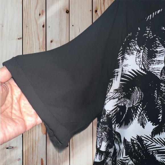 Tropical 🌴 Palm Tree Top! 1X - Picture 3 of 7